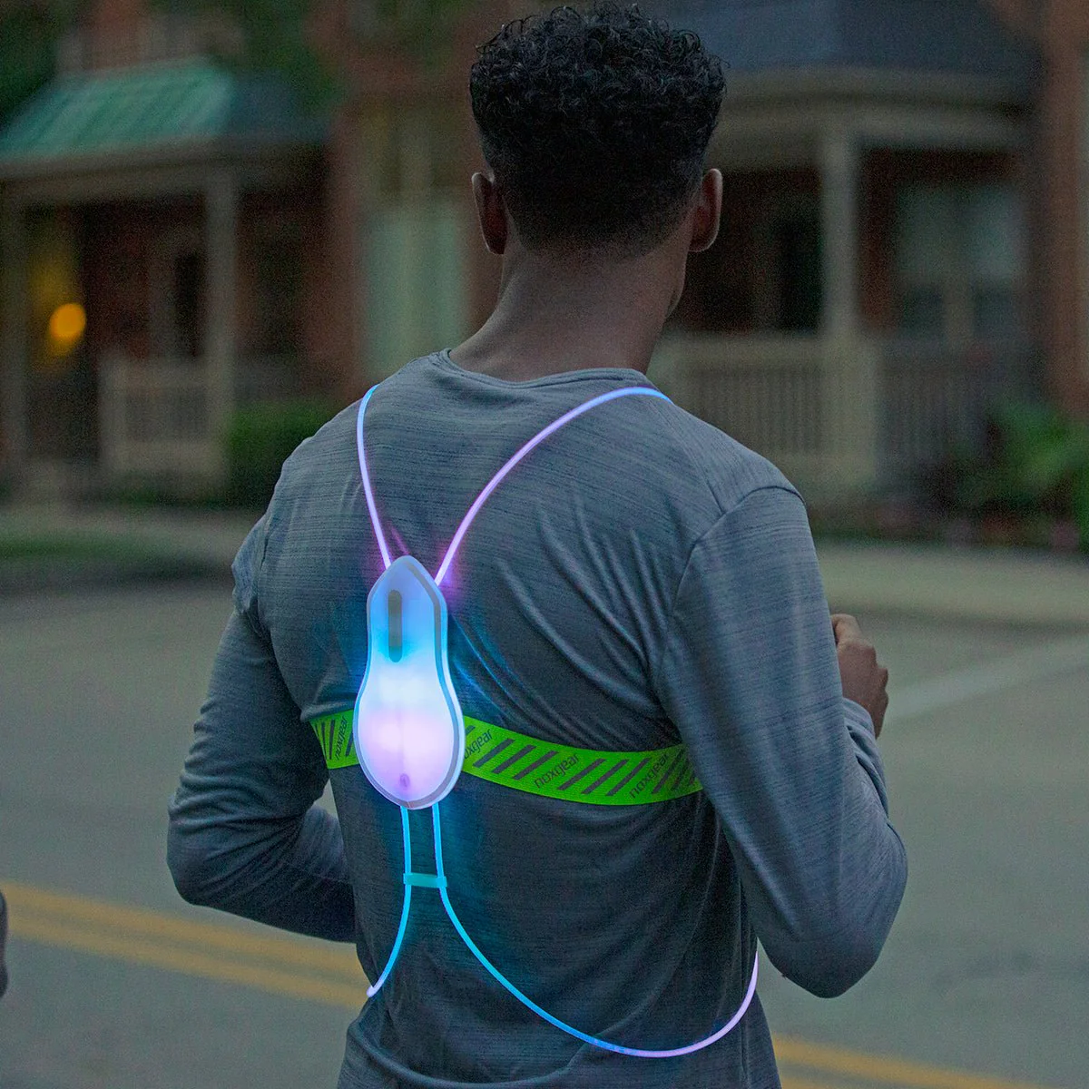 Noxgear Tracer2 360 Visibility Multicolor Reflective LED Running Vest - Image 6