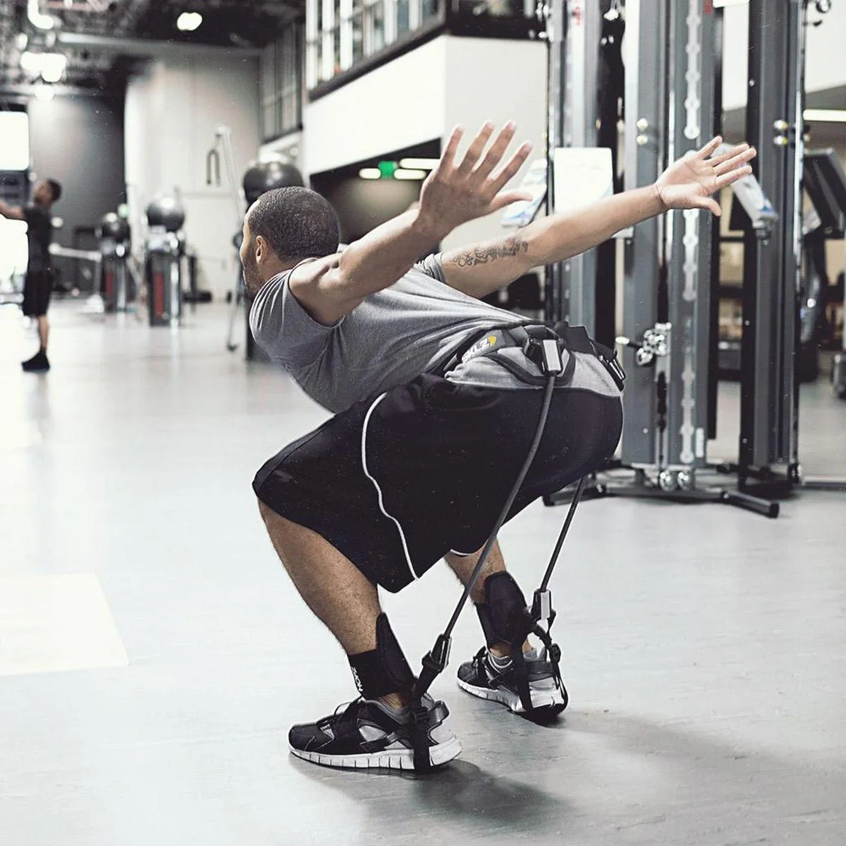 SKLZ Hopz 2.0 Variable Resistance Vertical Jump Trainer - Black - Image 4